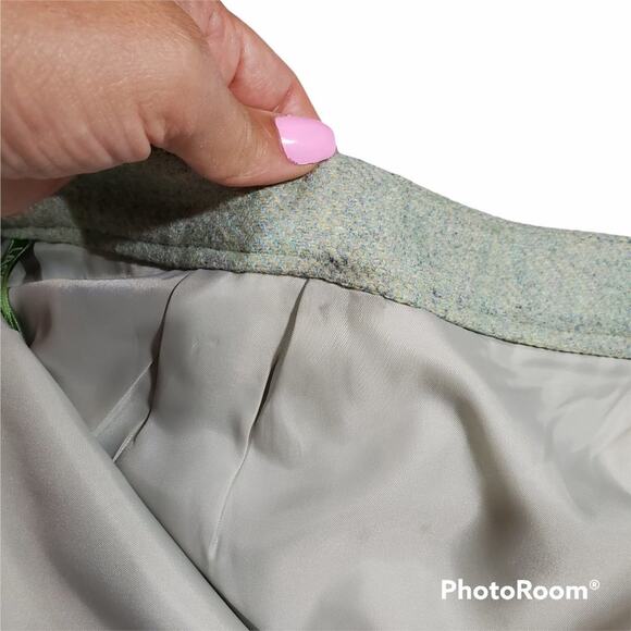 Lacoste Green Button-Front Skirt - Picture 11 of 11